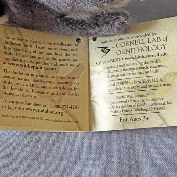 SINGING BIRD, PLAYS REAL BIRD CALLS, BLACK-CAPPED CHICKADEE, 6 L x 4 ½ W x 4 ¾ H - Picture 11 of 13